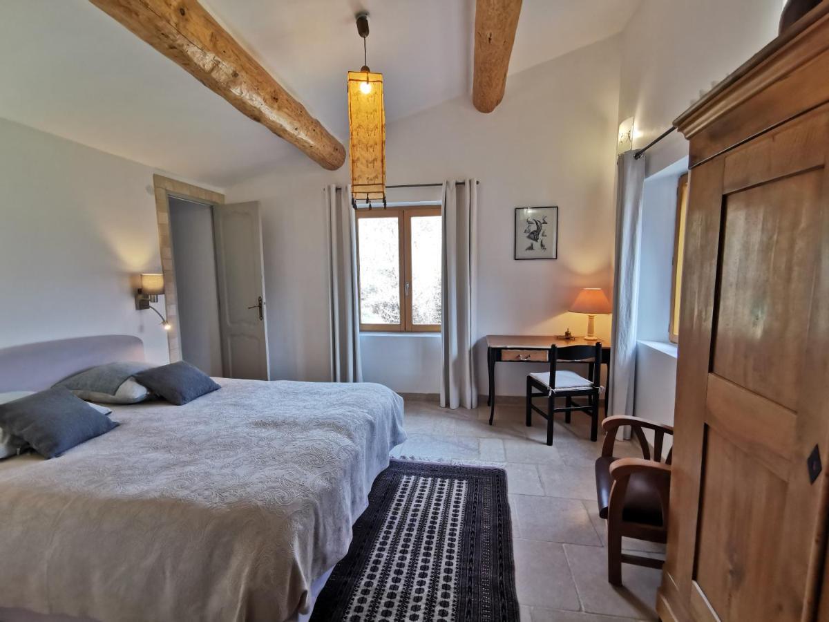 La Peyregoune, Logement En Pleine Nature Et Table D'Hotes Blieux Dış mekan fotoğraf